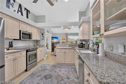 4139 NE 9th Ave, Cape Coral FL - photo 16 of 50