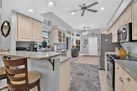 4139 NE 9th Ave, Cape Coral FL - photo 17 of 50