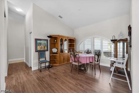 1157 SE 32nd Ter, Cape Coral FL - photo 10 of 49