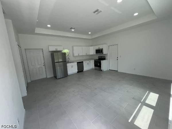 1 bedroom SingleFamilyResidence at 4605 Karen Ave N, Lehigh Acres, Lehigh Acres — photo 4