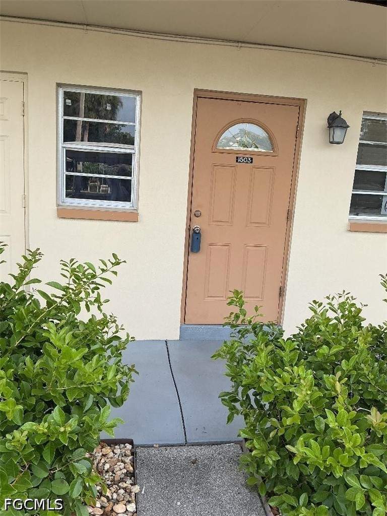 2 bedroom Condominium at 1503 Tropic Ter, Tropic Terrace, North Fort Myers — photo 2