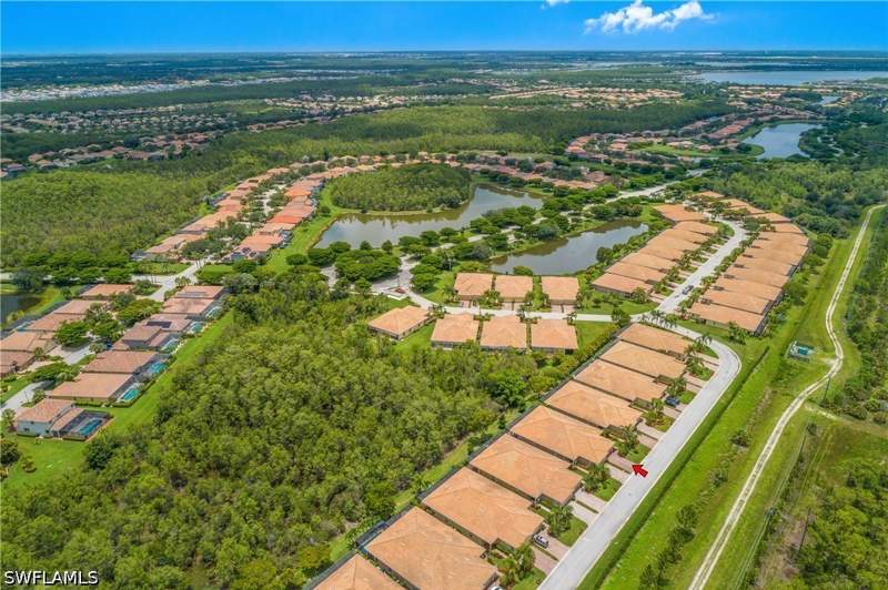 3 bedroom Attached at 21048 Cosenza CT, BELLA TERRA, Estero — photo 4