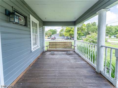 3802 Seminole Ave, Fort Myers FL - photo 10 of 29