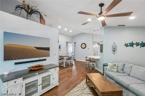 3710 Fieldstone Blvd 504, Naples FL - photo 6 of 50