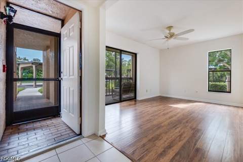 15460 Admiralty Cir 6, North Fort Myers FL - photo 9 of 45