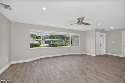 1628 N Flossmoor Rd, Fort Myers FL - photo 11 of 38