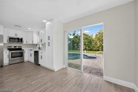 1628 N Flossmoor Rd, Fort Myers FL - photo 16 of 38
