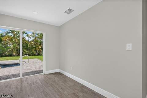 1628 N Flossmoor Rd, Fort Myers FL - photo 17 of 38