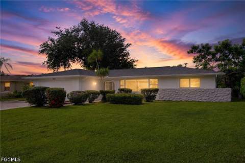 1628 N Flossmoor Rd, Fort Myers FL - photo 6 of 38