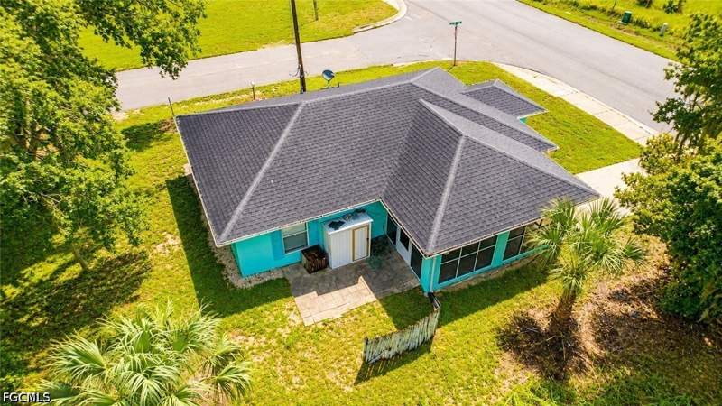 2 bedroom SingleFamilyResidence at 420 Martin Luther King Blvd, Labelle, Labelle — photo 5