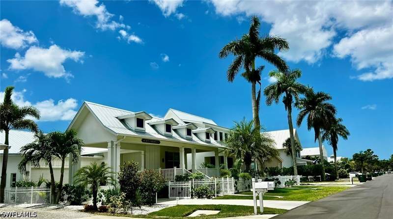 4 bedroom SingleFamilyResidence at 144 Jeepers Dr, Lake Side Mobile Estates, Naples — photo 5
