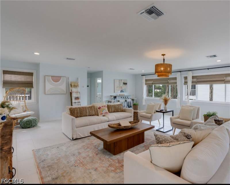 2 bedroom SingleFamilyResidence at 9214 Kincaid Ct, Belle Meade, Sanibel — photo 4