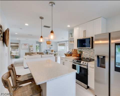 9214 Kincaid Ct, Sanibel FL - photo 9 of 35