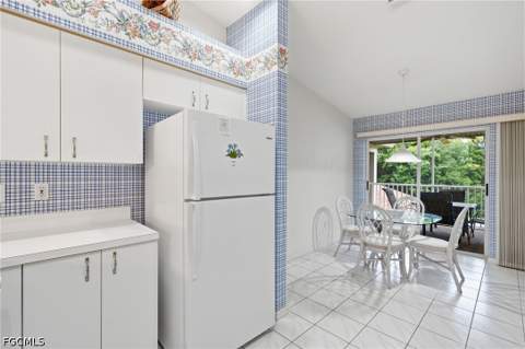 14270 Hickory Links Ct 2124, Fort Myers FL - photo 10 of 21