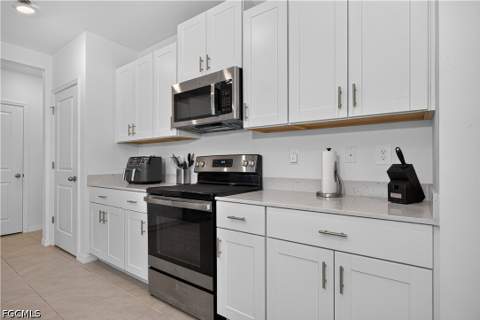 12075 Savanna Lakes Blvd, Lehigh Acres FL - photo 15 of 39