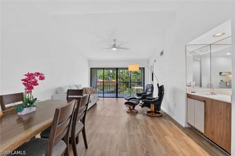 909 Augusta Blvd 7, Naples FL - photo 9 of 40
