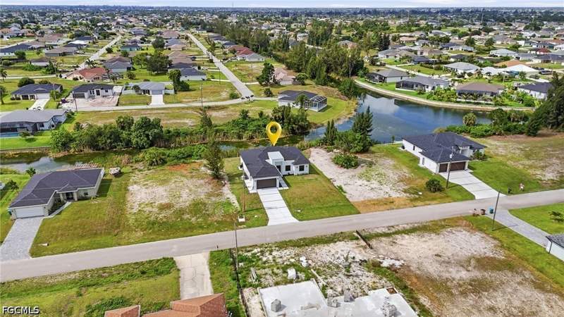 3 bedroom SingleFamilyResidence at 2026 NW 21st St, Cape Coral, Cape Coral — photo 5