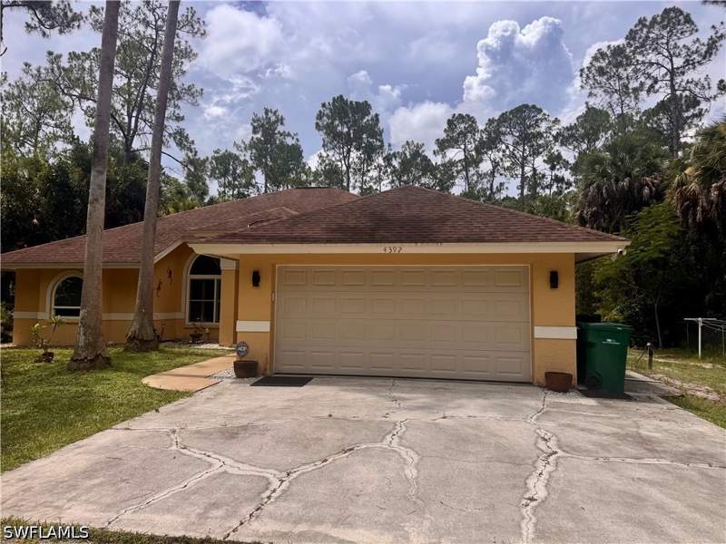 3 bedroom SingleFamilyResidence at 4392 11th Ave SW, Golden Gate Estates, Naples — photo 2