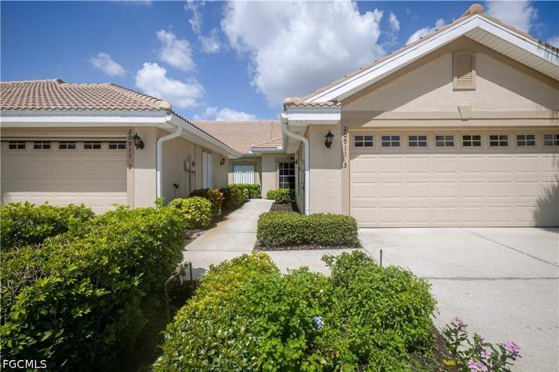 2 bedroom Attached at 20911 Calle Cristal Ln 3, Herons Glen, North Fort Myers — photo 1