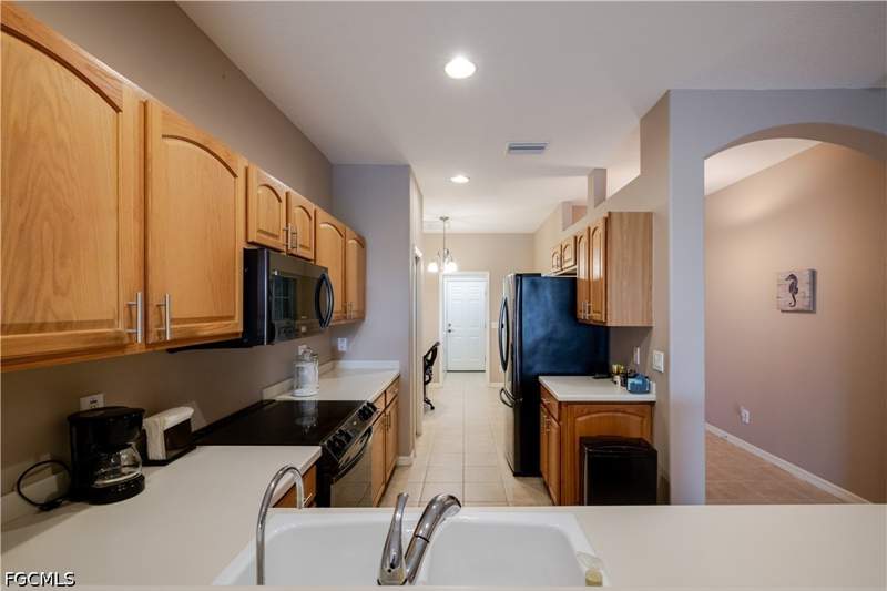 2 bedroom Attached at 20911 Calle Cristal Ln 3, Herons Glen, North Fort Myers — photo 5