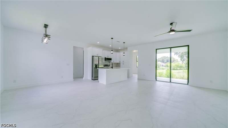 3 bedroom SingleFamilyResidence at 2713 8th St W, Lehigh Acres, Lehigh Acres — photo 5