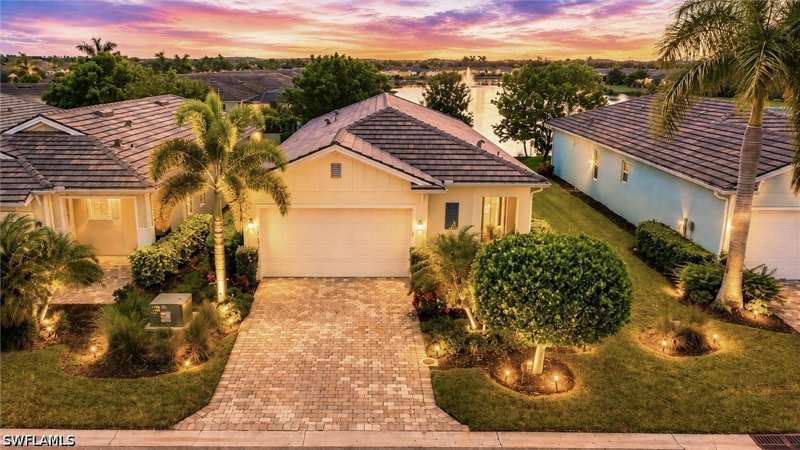3 bedroom SingleFamilyResidence at 28269 Seasons Tide Ave, Seasons At Bonita, Bonita Springs — photo 1
