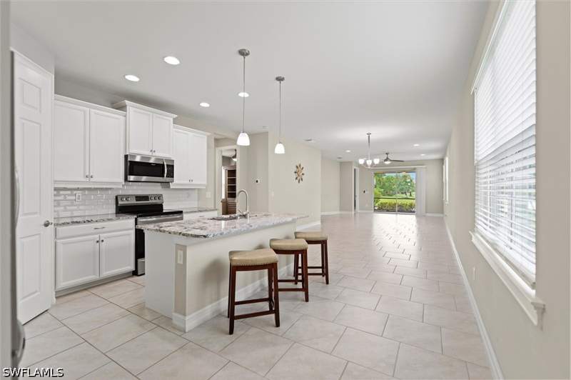 3 bedroom SingleFamilyResidence at 28269 Seasons Tide Ave, Seasons At Bonita, Bonita Springs — photo 4