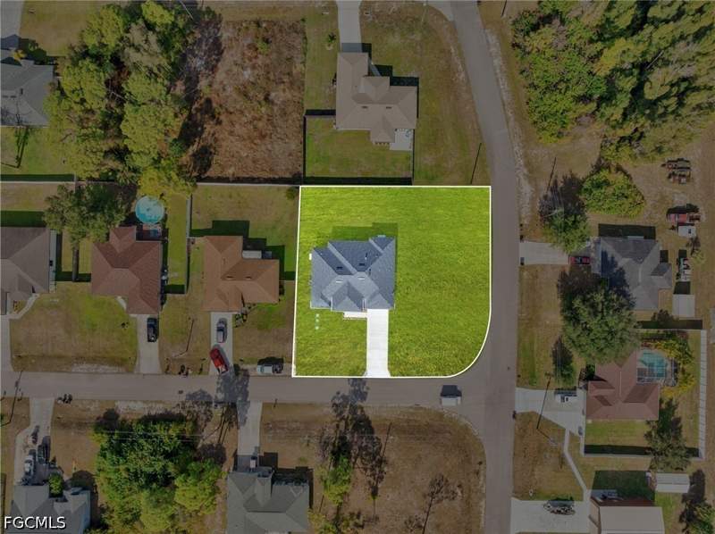 4 bedroom SingleFamilyResidence at 14261 Chancellor St, Buckingham Park, Fort Myers — photo 3