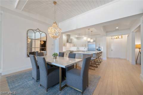 875 6th Ave S 304, Naples FL - photo 12 of 41