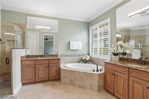 3054 Aviamar Cir, Naples FL - photo 17 of 41