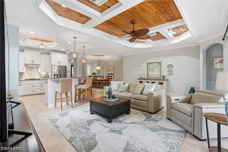 4 bedroom SingleFamilyResidence at 3054 Aviamar Cir, Millbrook, Naples — photo 2