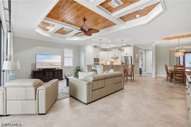 4 bedroom SingleFamilyResidence at 3054 Aviamar Cir, Millbrook, Naples — photo 5