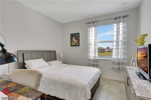 2122 Hamlin St, Naples FL - photo 13 of 30