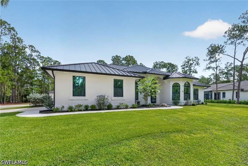 4 bedroom SingleFamilyResidence at 3521 1st Ave NW, Weber Woods, Naples — photo 5