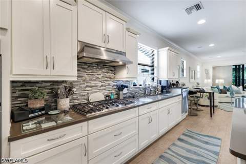 16345 Camden Lakes Cir, Naples FL - photo 12 of 50