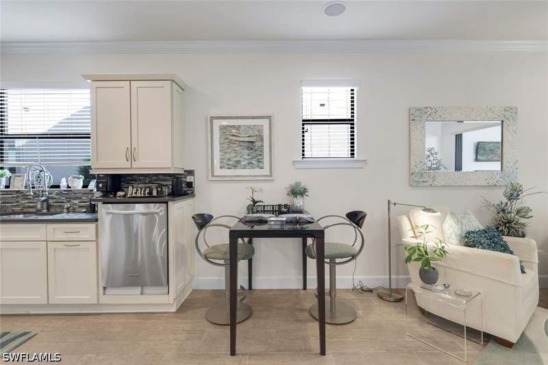 4 bedroom SingleFamilyResidence at 16345 Camden Lakes Cir, Camden Lakes, Naples — photo 5