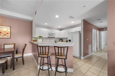 1524 SW 50th St 204, Cape Coral FL - photo 12 of 34