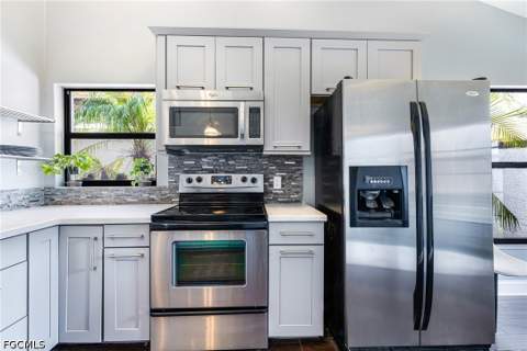 5501 Harbour Castle Dr, Fort Myers FL - photo 17 of 49