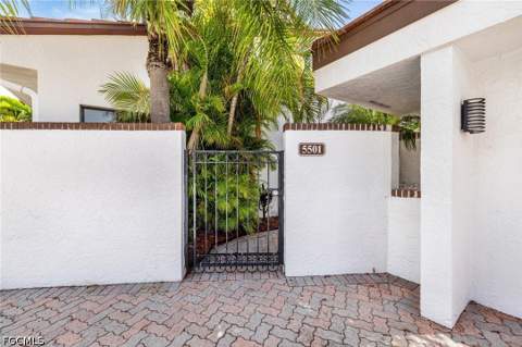 5501 Harbour Castle Dr, Fort Myers FL - photo 8 of 49