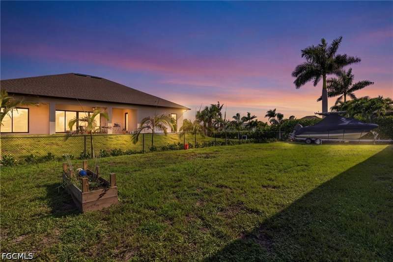 3 bedroom SingleFamilyResidence at 3306 NW 21st Ter, Cape Coral, Cape Coral — photo 2
