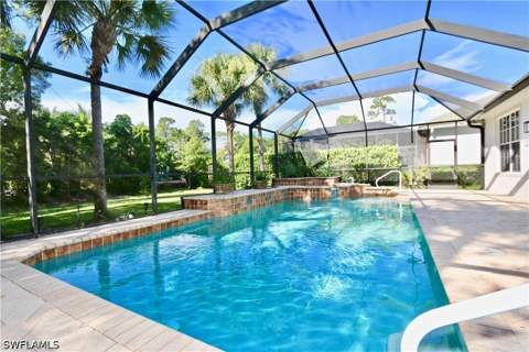 15578 Vallecas Ln, Naples FL - photo 21 of 31