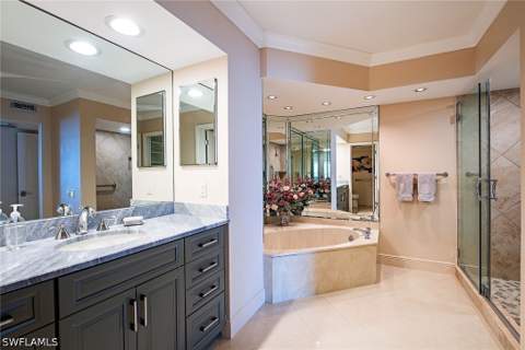 4401 Gulf Shore Blvd N 1007, Naples FL - photo 12 of 25