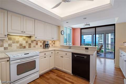 4401 Gulf Shore Blvd N 1007, Naples FL - photo 8 of 25