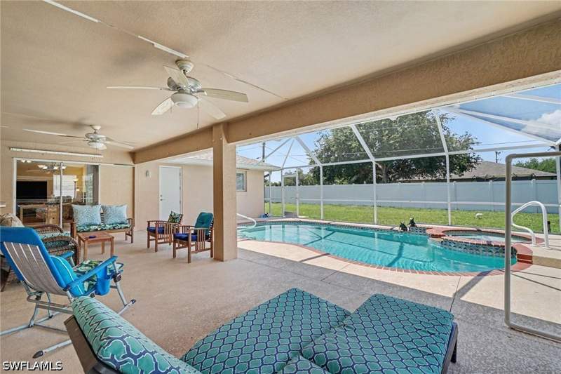 3 bedroom SingleFamilyResidence at 1714 SE 21st Ter, Cape Coral, Cape Coral — photo 3