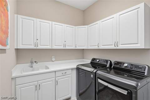 9630 Campanile Cir, Naples FL - photo 17 of 50