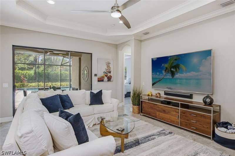 3 bedroom SingleFamilyResidence at 9630 Campanile Cir, Amador, Naples — photo 3