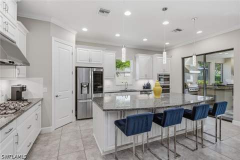 9630 Campanile Cir, Naples FL - photo 7 of 50