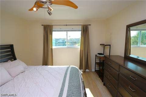 1004 Manatee Rd H202, Naples FL - photo 13 of 30