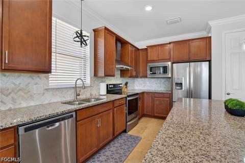 11343 Tiverton Trce, Fort Myers FL - photo 13 of 50