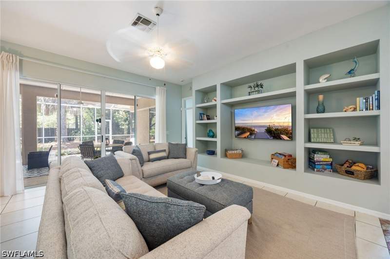 3 bedroom SingleFamilyResidence at 2656 River Reach Dr, River Reach, Naples — photo 4